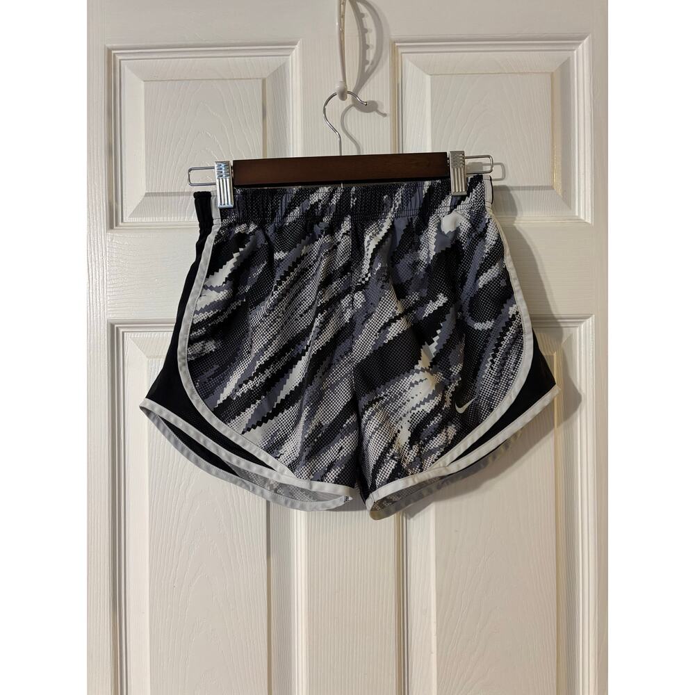 Nike Dri Fit Shorts Women XS Gray White & Black Activewear Running Gym Workout